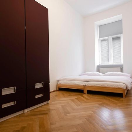 3-Bedroom Apartment In Central Wien Eksteriør bilde